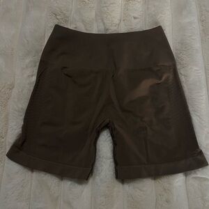 Alphalete Women's Dark Brown Bike Shorts